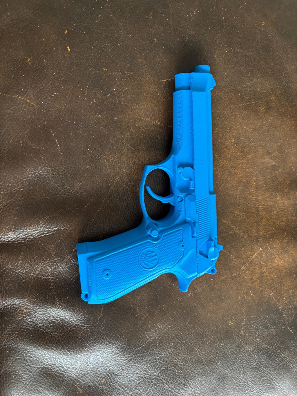 Beretta 92FS/M9 9mm 1:1 model/replica pistol for leather holster making