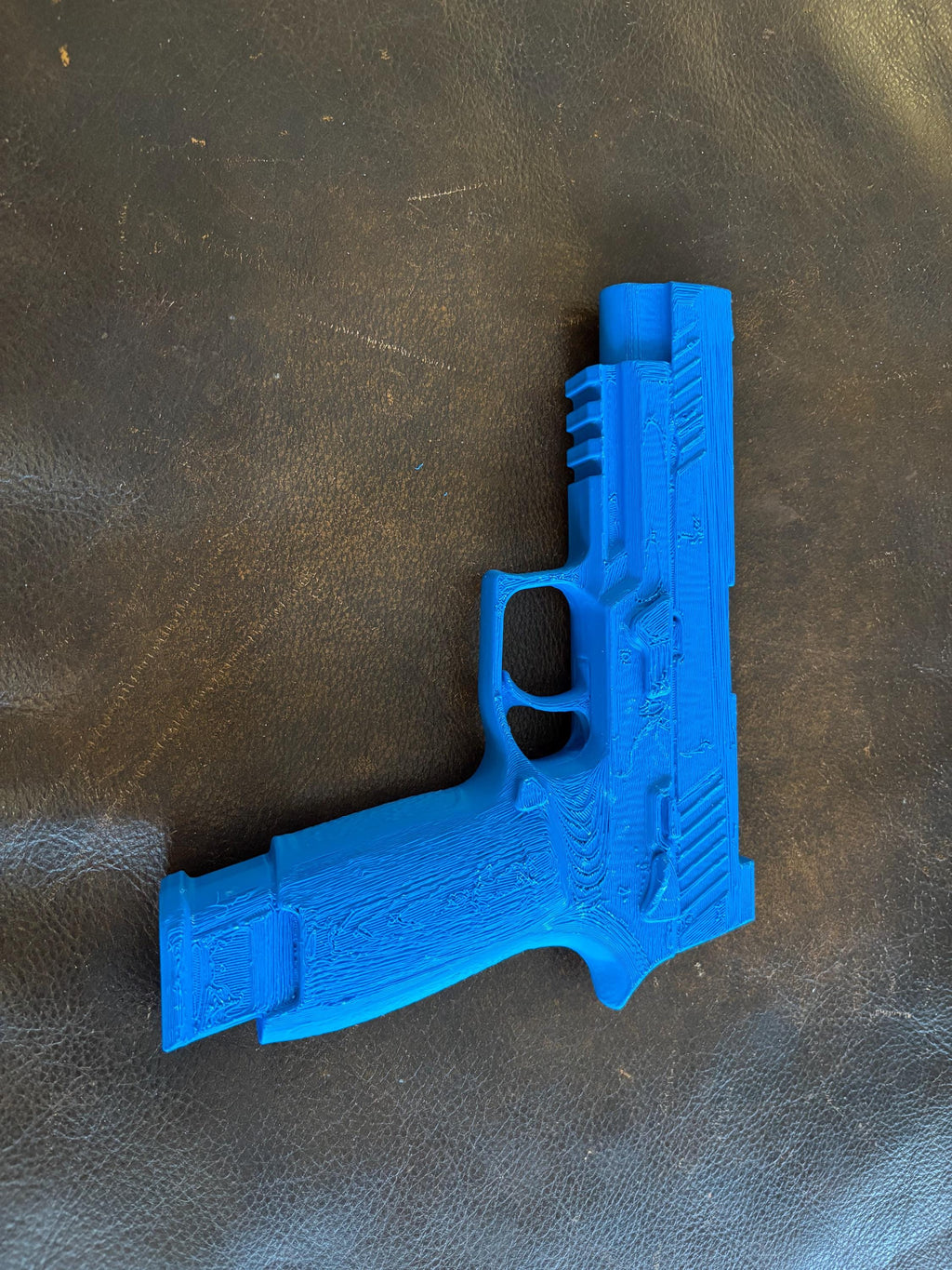 Sig P320 / M17 1:1 model for leather holster making